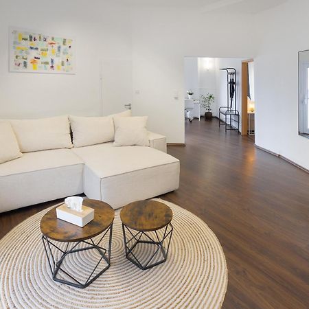 Ruhrapartments #Naehe A40 #Zentral #Fastwifi #Perfekt Fuer Familien Und Geschaeftsreisen Бохум Экстерьер фото